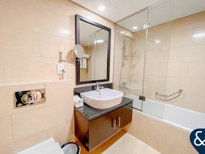 Movenpick Jumeirah Lakes Towers, United Arab Emirates  Movenpick Jumeirah Lakes Towers, United Arab Emirates