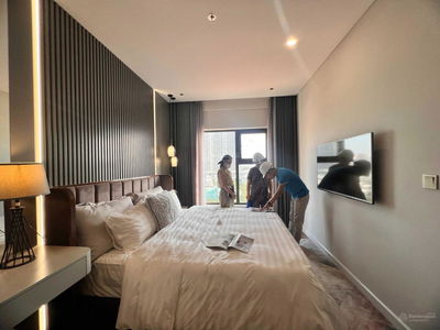 Hoang Thanh Pearl, Vietnam Hoang Thanh Pearl, Vietnam