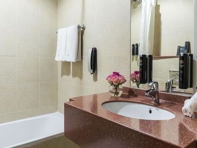 Jannah Place Dubai Marina, United Arab Emirates  Jannah Place Dubai Marina, United Arab Emirates