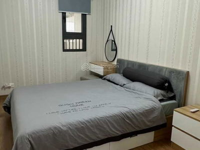 Topaz Twins, Vietnam  Topaz Twins, Vietnam