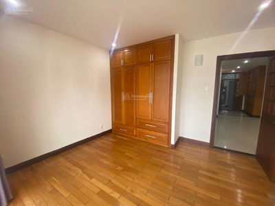 Him Lam Riverside, Vietnam  Him Lam Riverside, Vietnam