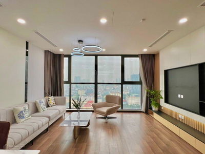 The Golden Palm Le Van Luong, Vietnam The Golden Palm Le Van Luong, Vietnam