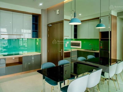 Jamila Khang Dien, Vietnam Jamila Khang Dien, Vietnam