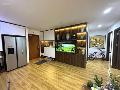 Lac Hong Westlake, Vietnam Lac Hong Westlake, Vietnam