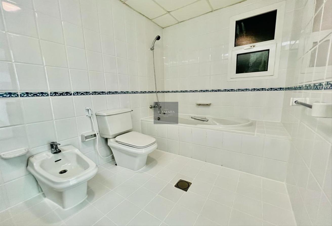 Hamdan Street, United Arab Emirates Hamdan Street, United Arab Emirates