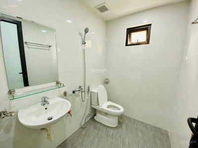 325, Vietnam 325, Vietnam