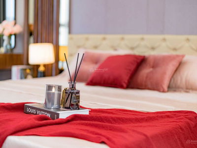 The Golden Palm Le Van Luong, Vietnam The Golden Palm Le Van Luong, Vietnam