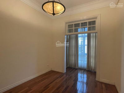 The Manor, Vietnam The Manor, Vietnam