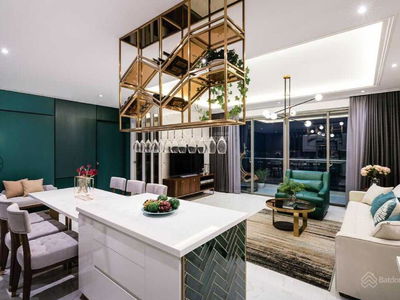 Sunrise City, Vietnam  Sunrise City, Vietnam