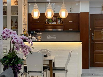 Hoang Anh Thanh Binh, Vietnam Hoang Anh Thanh Binh, Vietnam