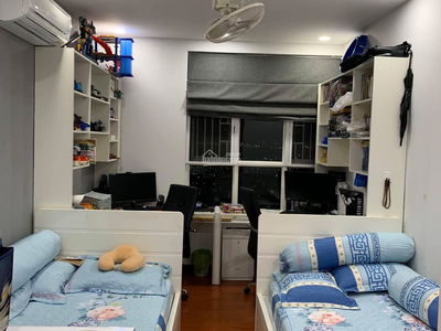 Hoang Anh Thanh Binh, Vietnam  Hoang Anh Thanh Binh, Vietnam