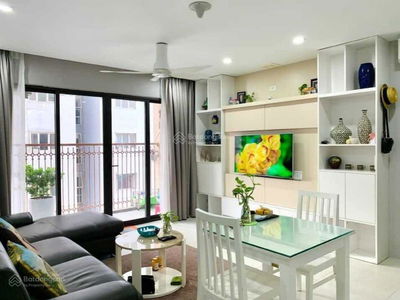 Hoang Cau Street, Vietnam Hoang Cau Street, Vietnam