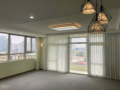 Trung Hoa Nhan Chinh, Vietnam Trung Hoa Nhan Chinh, Vietnam