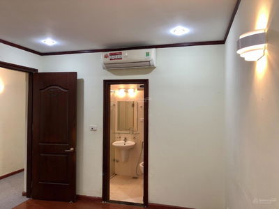 Trung Hoa Nhan Chinh, Vietnam Trung Hoa Nhan Chinh, Vietnam