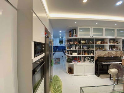 Terra Royal, Vietnam Terra Royal, Vietnam