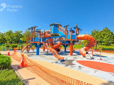 Silver Tower, United Arab Emirates Silver Tower, United Arab Emirates