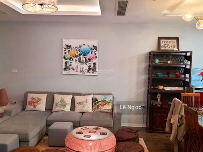 D'. Le Roi Soleil, Vietnam D'. Le Roi Soleil, Vietnam