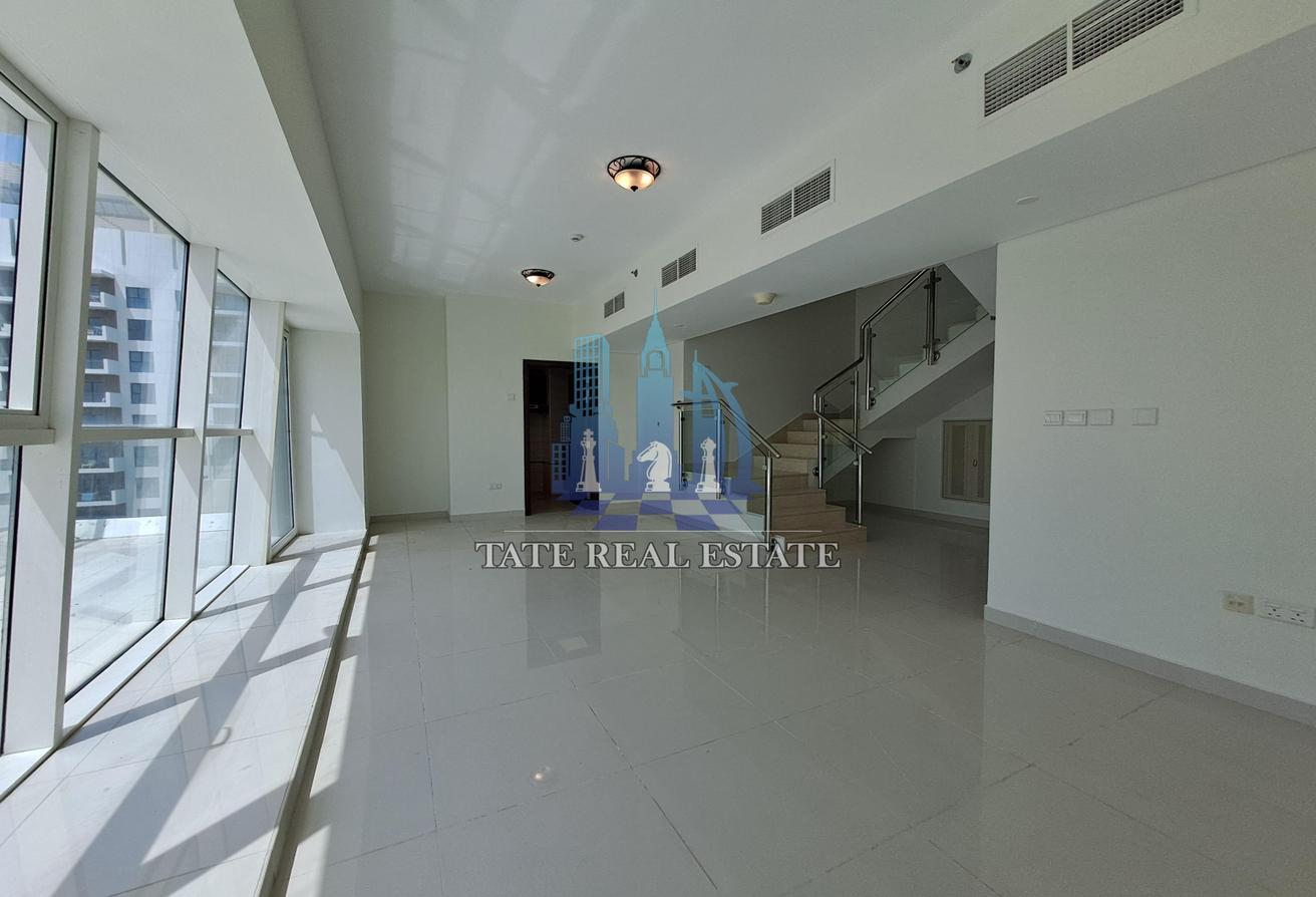 Shams Abu Dhabi, United Arab Emirates Shams Abu Dhabi, United Arab Emirates