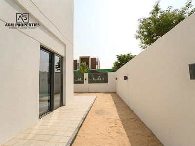 La Rosa 4, United Arab Emirates  La Rosa 4, United Arab Emirates