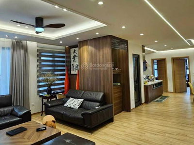 The Nine, Vietnam The Nine, Vietnam