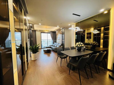 Dreamland Bonanza, Vietnam Dreamland Bonanza, Vietnam