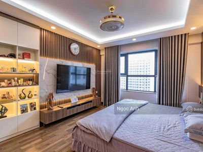 Trung Hoa Nhan Chinh, Vietnam Trung Hoa Nhan Chinh, Vietnam