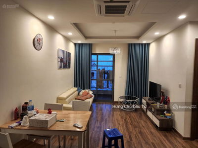 Xuan La Street, Vietnam Xuan La Street, Vietnam