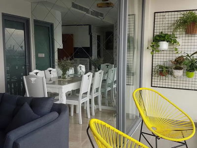 Diamond Island, Vietnam Diamond Island, Vietnam