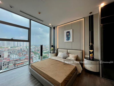 The Nine, Vietnam The Nine, Vietnam