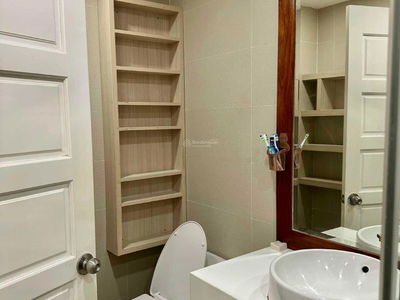 Sunrise City, Vietnam  Sunrise City, Vietnam