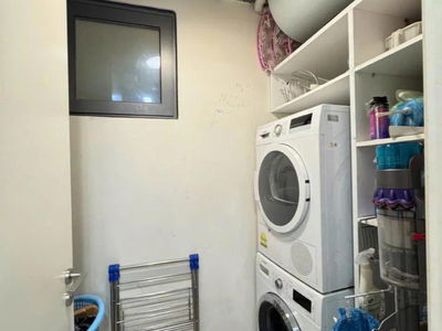 Gateway, Vietnam Gateway, Vietnam