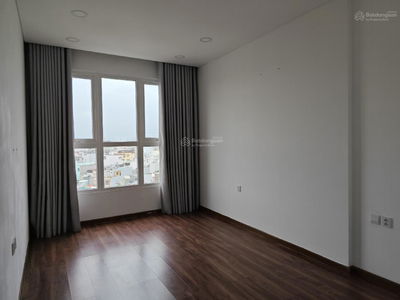 The Golden Star, Vietnam The Golden Star, Vietnam