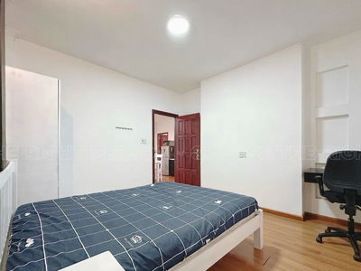 Housing in Ho Chi Minh City, Vietnam  Housing in Ho Chi Minh City, Vietnam