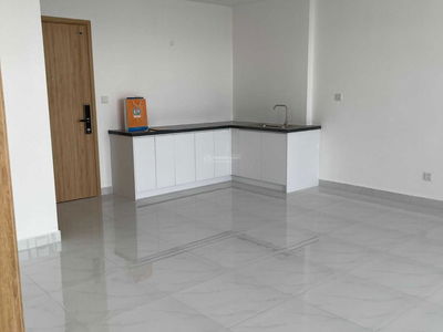 The East Gate, Vietnam The East Gate, Vietnam