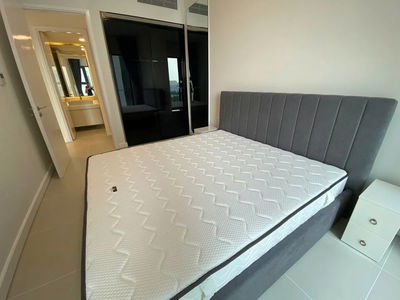 Gateway, Vietnam Gateway, Vietnam