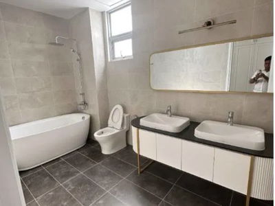 Gehäuse In Nha Be, Vietnam Gehäuse In Nha Be, Vietnam