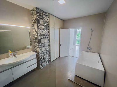 Housing in Ho Chi Minh City, Vietnam Housing in Ho Chi Minh City, Vietnam