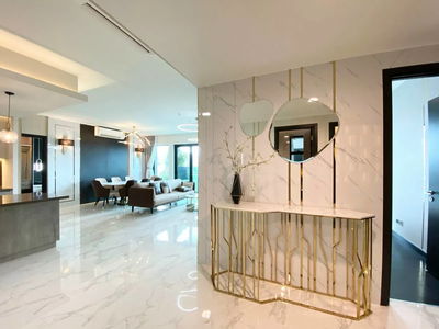 Happy In View, Vietnam  Happy In View, Vietnam