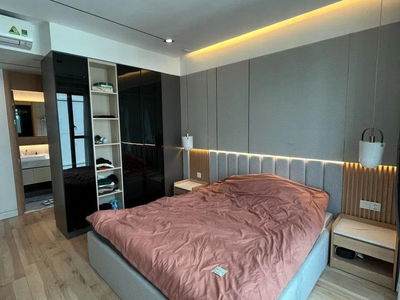 Happy In View, Vietnam  Happy In View, Vietnam