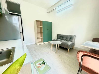 Gehäuse In Ho Chi Minh City, Vietnam Gehäuse In Ho Chi Minh City, Vietnam