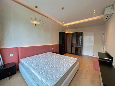 Diamond Island, Vietnam Diamond Island, Vietnam