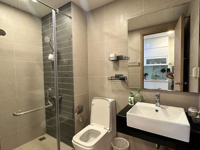 Sunrise City, Vietnam Sunrise City, Vietnam