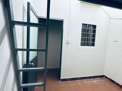 Housing in Ho Chi Minh City, Vietnam  Housing in Ho Chi Minh City, Vietnam