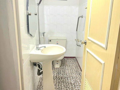 Housing in Ho Chi Minh City, Vietnam  Housing in Ho Chi Minh City, Vietnam