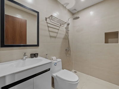 Gehäuse In Da Nang, Vietnam  Gehäuse In Da Nang, Vietnam