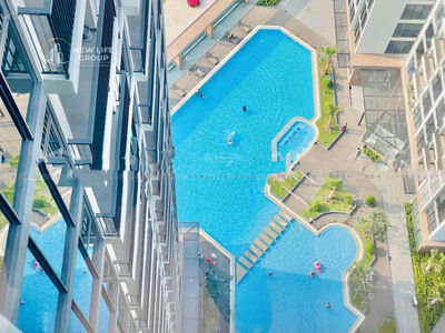 River Gate, Vietnam River Gate, Vietnam