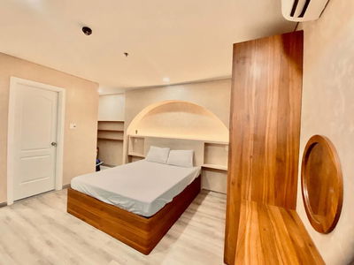 Monarchy building, Vietnam Monarchy building, Vietnam