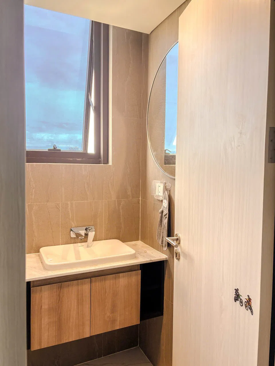 Sam Tower, Vietnam Sam Tower, Vietnam