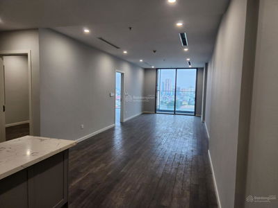 The Nine, Vietnam The Nine, Vietnam