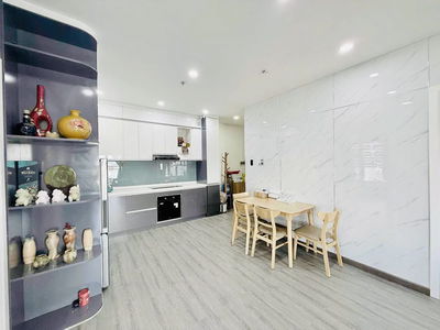 New Monarchy Building, Vietnam New Monarchy Building, Vietnam